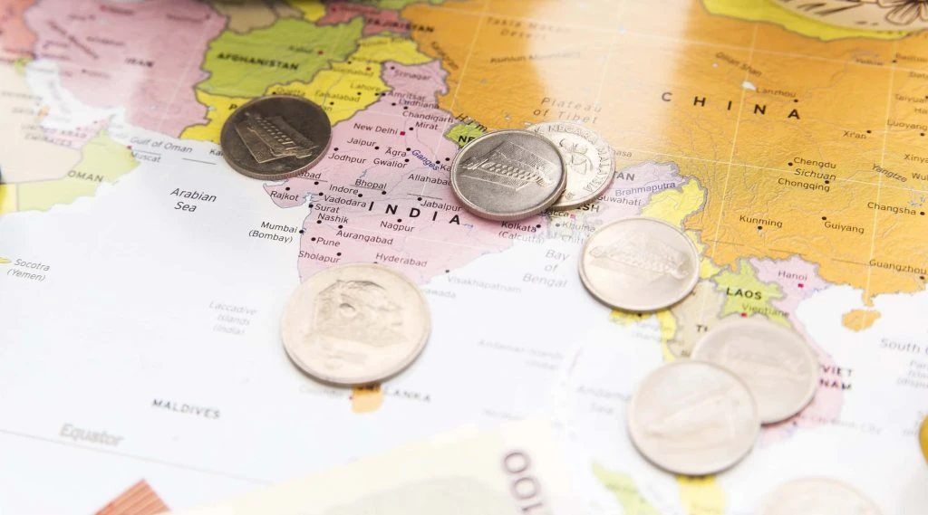 Wyprowadzka z Polski – a co z Twoim biznesem e-commerce?